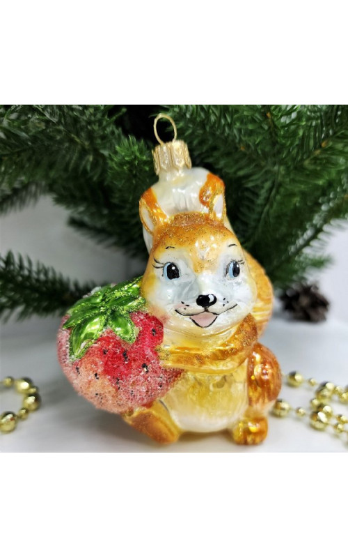 Стеклянная елочная игрушка Белочка с клубникой сахар