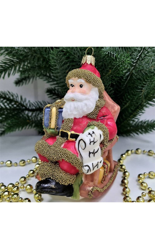 Стеклянная елочная игрушка Санта в кресле