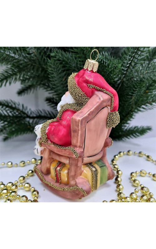 Стеклянная елочная игрушка Санта в кресле