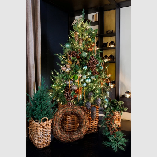 Новогоднее оформление ресторанов — ключ к увеличению посещаемости