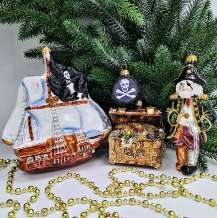 Новогоднее оформление туристических агентств — вдохновляем на путешествия