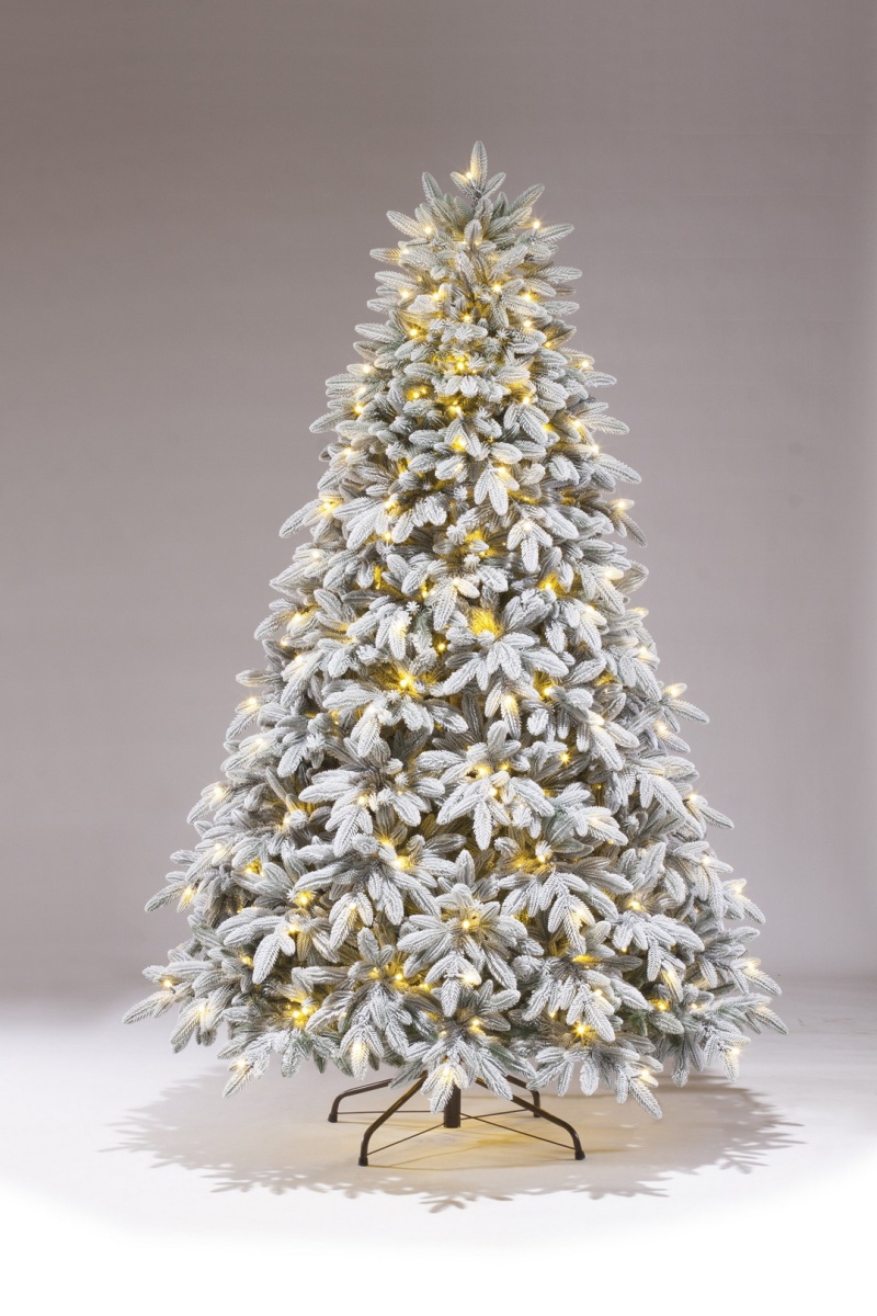 Елка искусственная литая Ватикан с освещением заснеженный 300см