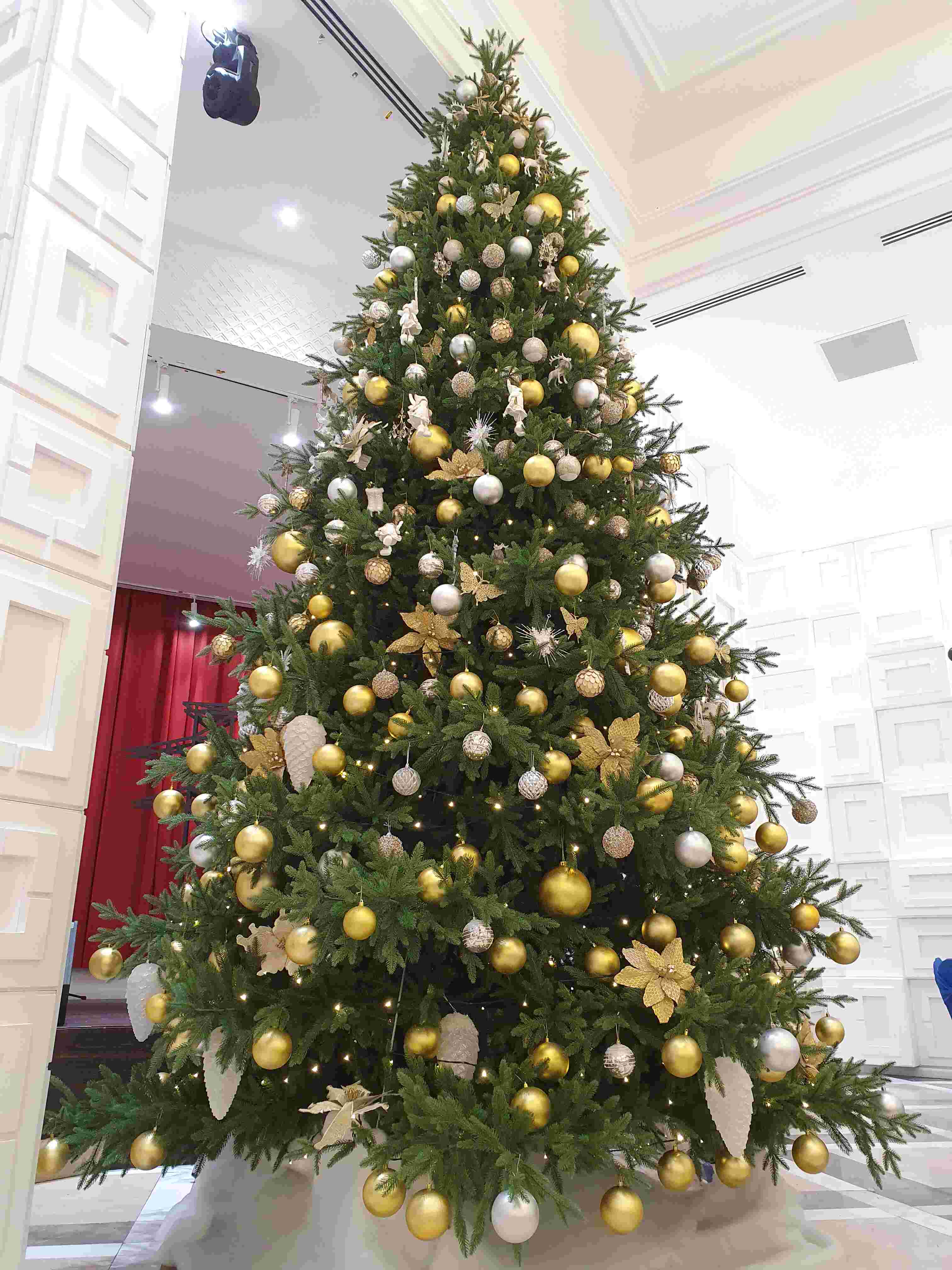 Ель искусственная литая Виктория 500см